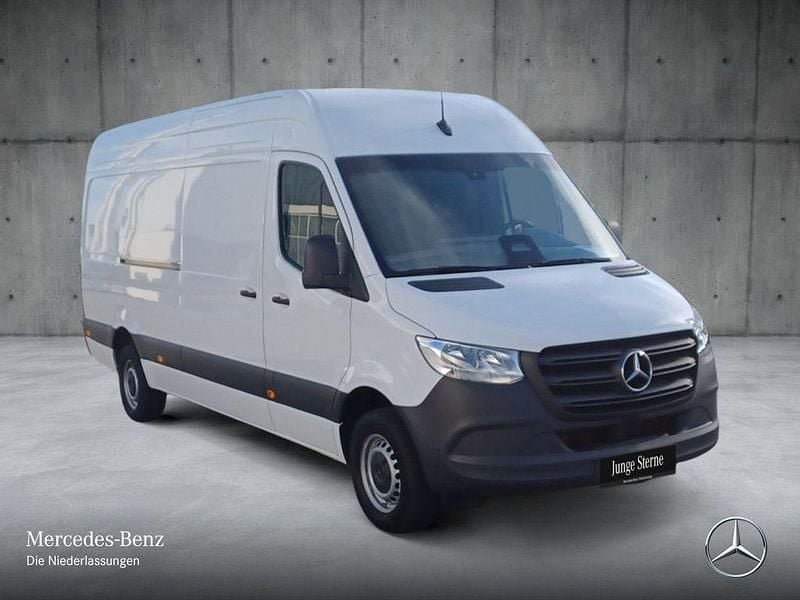 Używany Mercedes Sprinter 170 KM (125 kW) 2025 Biały Van
