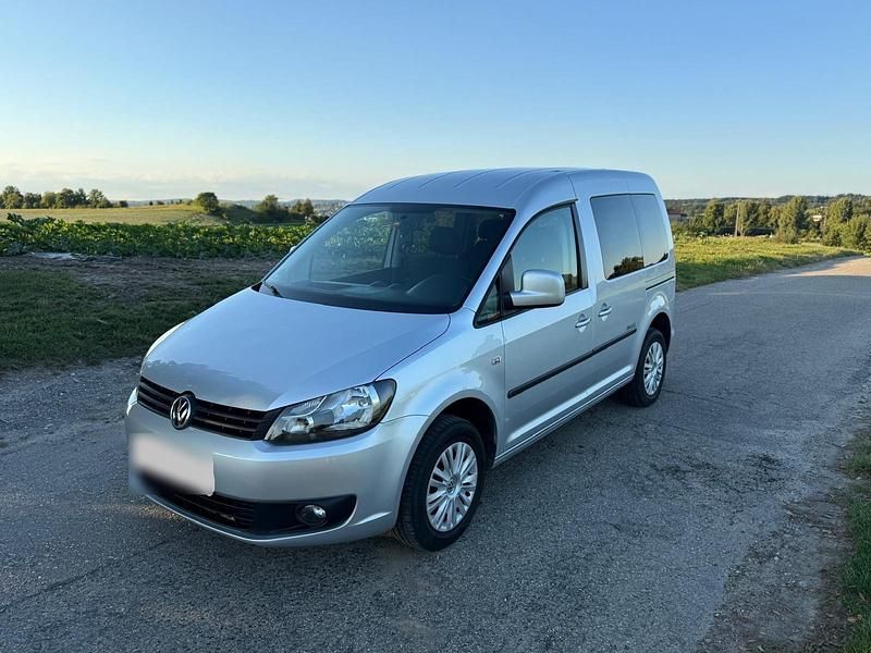 Gebraucht VW Caddy 102 PS (75 kW) 2011 Silber Van / Kleinbus