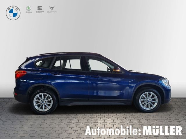 Używany BMW X1 Advantage 192 KM (141 kW) 2017 Niebieski SUV