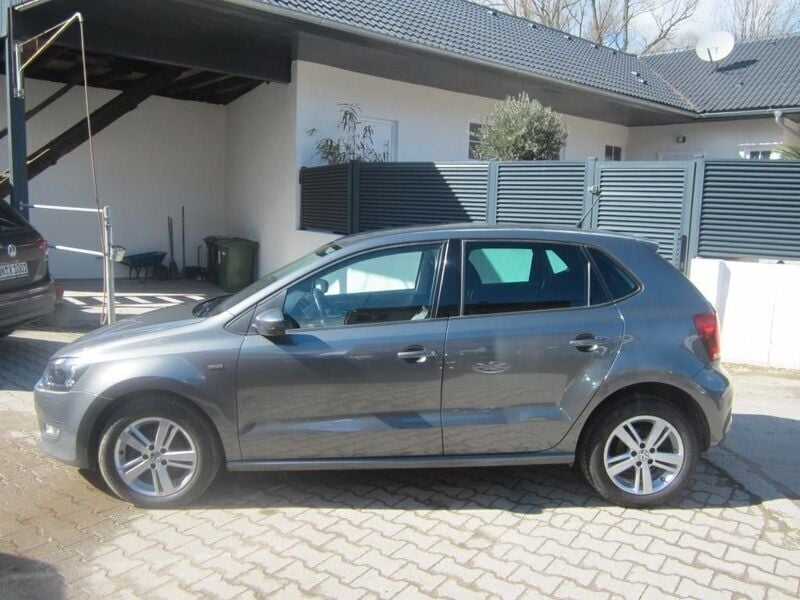 Gebraucht VW Polo 90 PS (66 kW) 2014 Grau Limousine