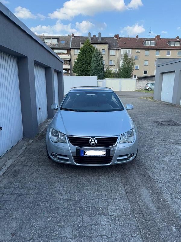 Silber Gebraucht 2006 VW Eos Cabrio | 6.000 € (Fairer Preis) - Bild 1/4