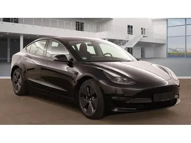 Gebraucht Tesla Model 3 258 kW (351 PS) 2023 Limousine