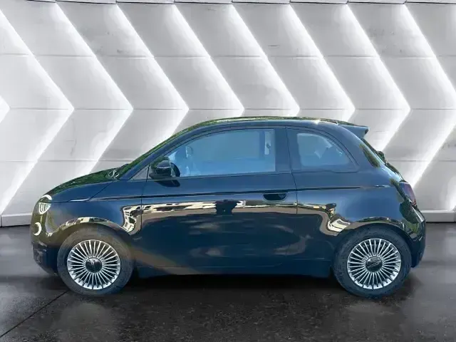 Second-hand Fiat 500e Icon 86 kW (118 CP) 2023 Negru Hatchback