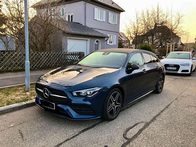 Gebraucht 2020 Mercedes CLA250 Shooting Brake Kombi | 28.500 € (Fairer Preis) - Bild 1/4