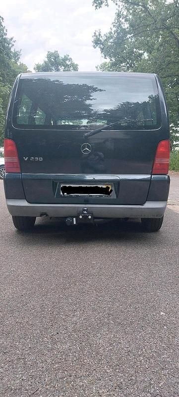 Andere farben Gebraucht 1999 Mercedes V230 Van / Kleinbus | 7.700 € - Bild 1/4