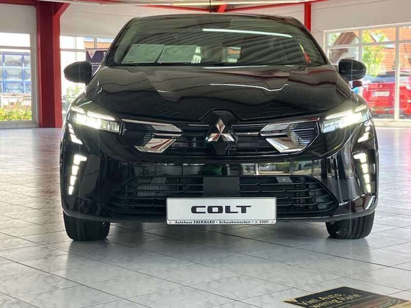 Onyxschwarz Neu 2024 Mitsubishi Colt Plus Limousine | 25.730 € (Fairer Preis) - Bild 1/4