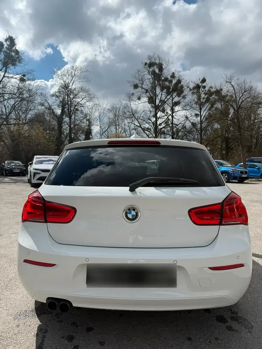 Gebraucht BMW 120 184 PS (135 kW) 2017 Weiß Kleinwagen