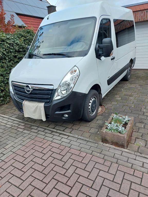 Weiß Gebraucht 2017 Opel Movano Van | 13.450 € (Guter Preis) - Bild 1/4