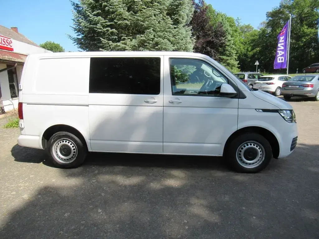 Gebraucht VW Transporter 110 PS (80 kW) 2020 Weiß Van