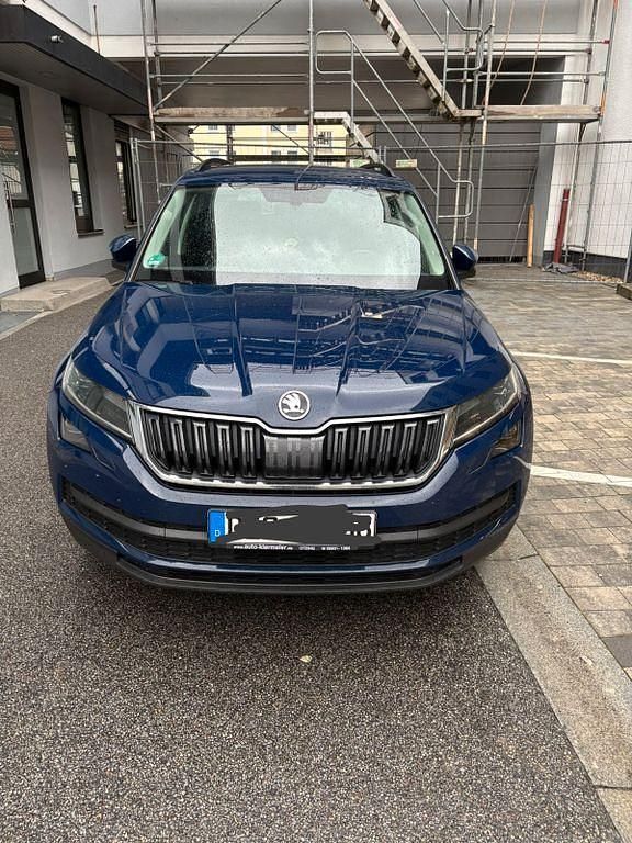 Blau Gebraucht 2017 Skoda Kodiaq Ambition SUV | 19.900 € (Superpreis) - Bild 1/4