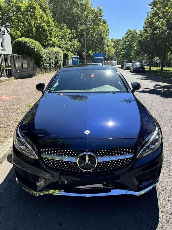 Gebraucht Mercedes C250 211 PS (155 kW) 2017 Blau Coupé