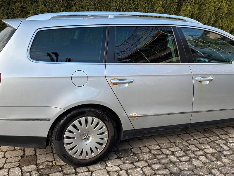 Gebraucht VW Passat 140 PS (102 kW) 2009 Silber Kombi