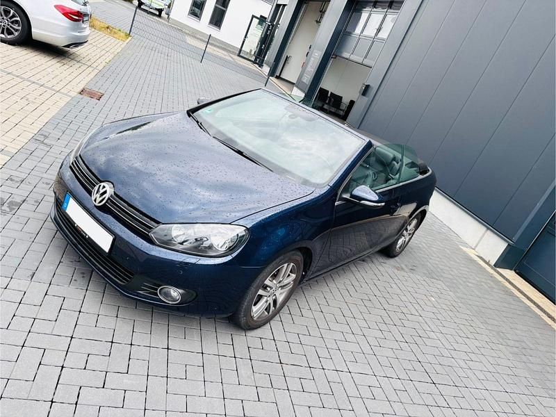 Blau Gebraucht 2012 VW Golf Cabriolet Cabrio | 7.600 € (Guter Preis) - Bild 1/4