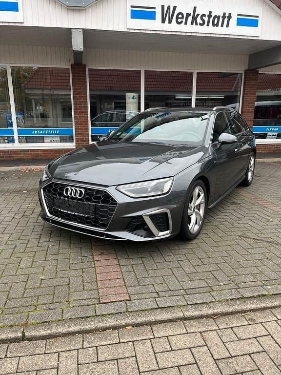 Gebraucht Audi A4 S-Line 204 PS (150 kW) 2023 Grau Kombi