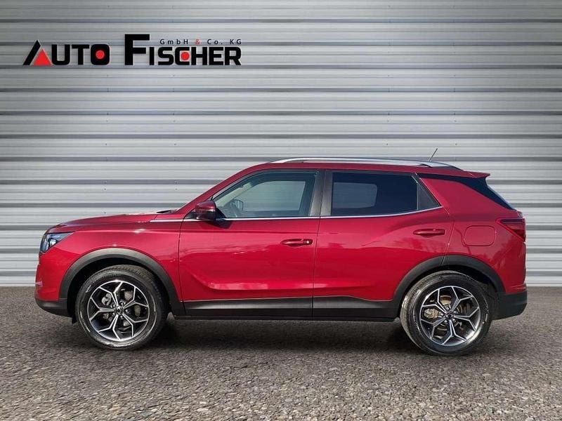 Gebraucht SsangYong Korando Quartz 163 PS (119 kW) 2022 Cherry red SUV