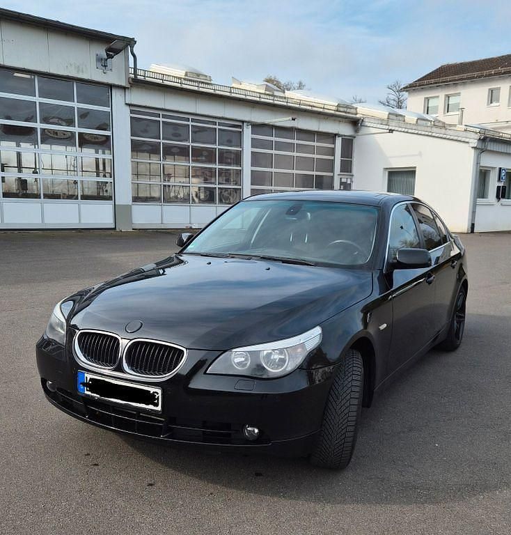 Second-hand BMW 525 218 CP (160 kW) 2005 Negru Berlinǎ