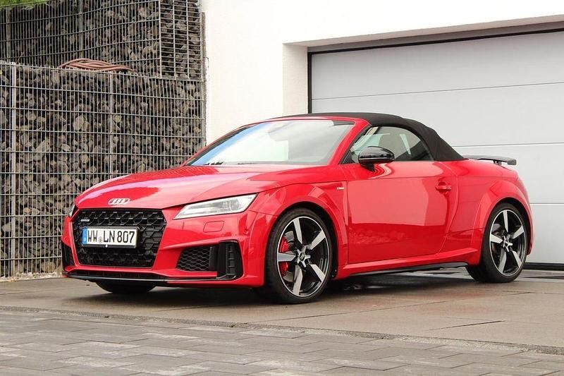 Rot Gebraucht 2019 Audi TT Roadster Ambiente Cabrio | 31.000 € (Fairer Preis) - Bild 1/4