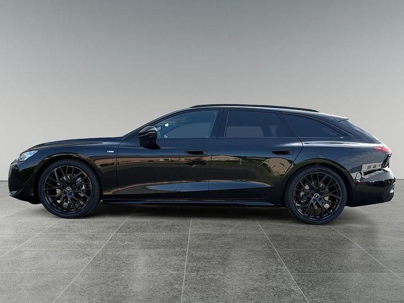 Gebraucht Audi A6 Ambiente 204 PS (150 kW) 2025 Mythosschwarz metallic Kombi