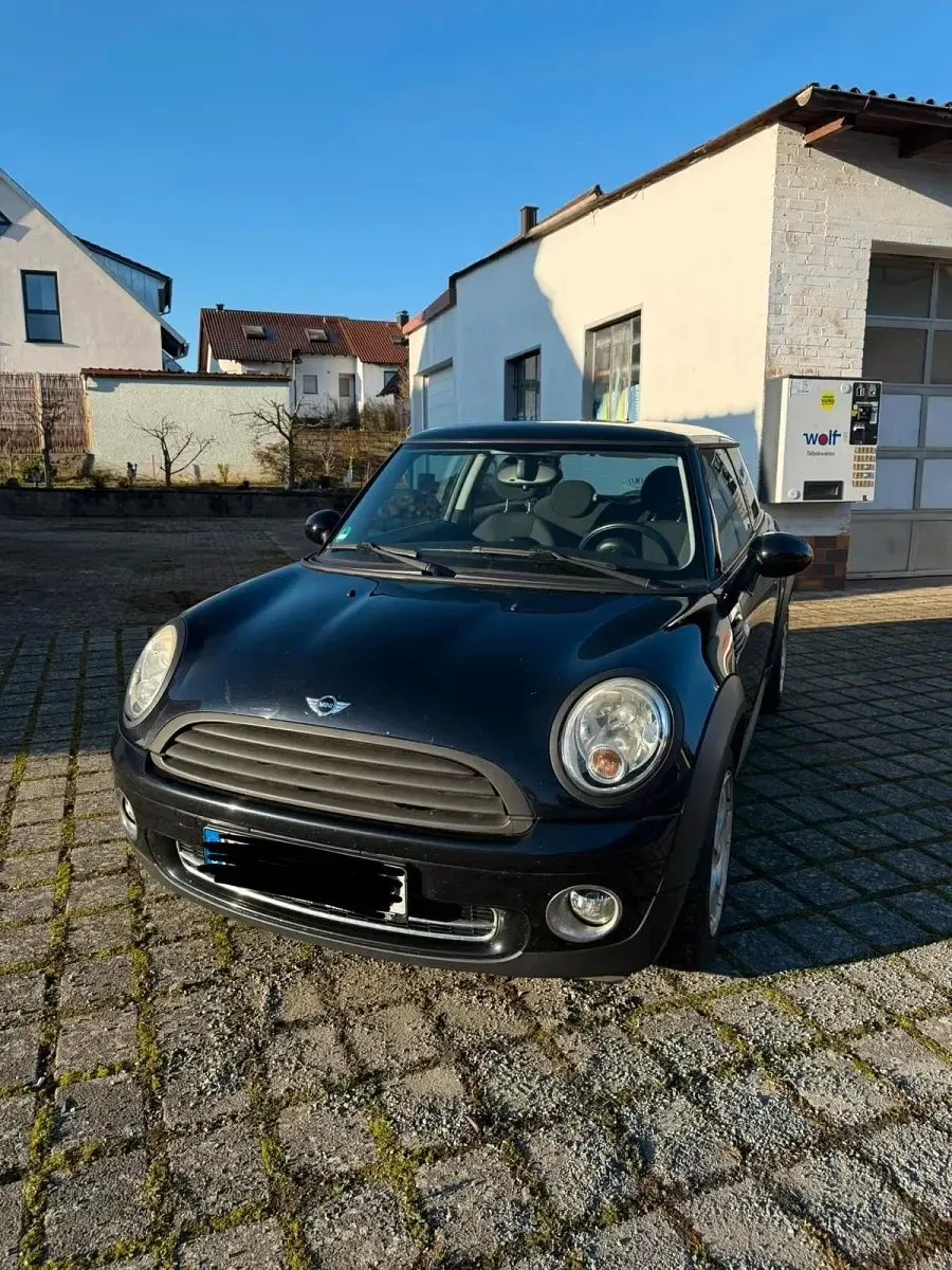 Używany Mini Cooper 95 KM (69 kW) 2007 Czarny Hatchback