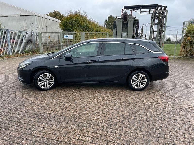 Gebraucht Opel Astra Dynamic 136 PS (100 kW) 2016 Schwarz Kombi
