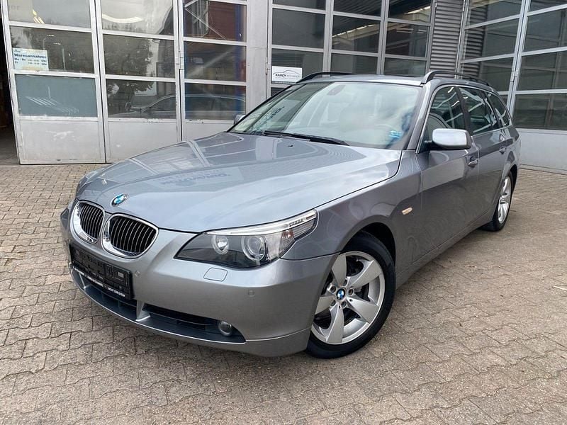 Grau Gebraucht 2007 BMW 525 Advantage Kombi | 8.500 € (Teuer) - Bild 1/4
