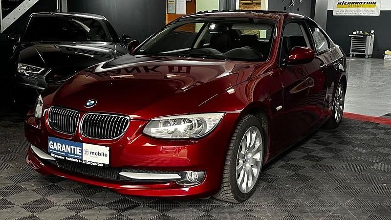 Rot Gebraucht 2013 BMW 325 Performance Coupé | 15.490 € (Fairer Preis) - Bild 1/4