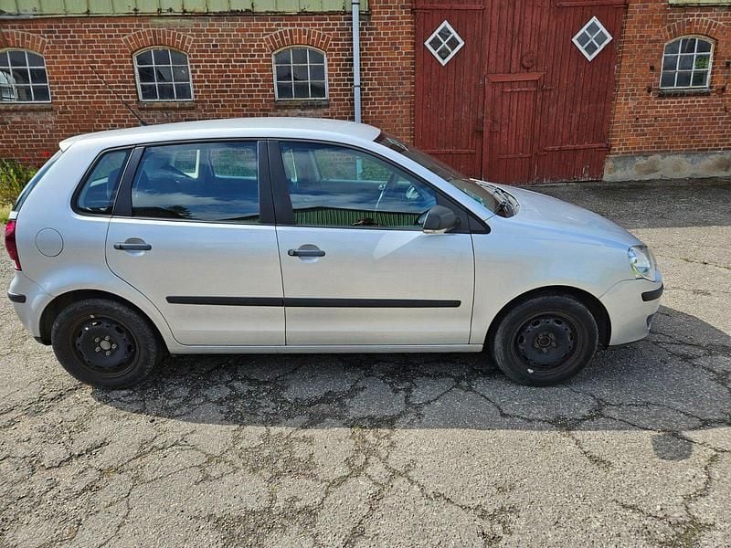 Silber Gebraucht 2008 VW Polo Kleinwagen | 850 € (Superpreis) - Bild 1/4