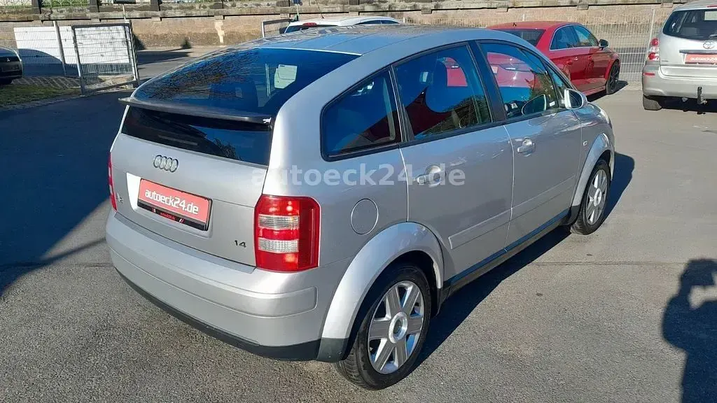 Gebraucht Audi A2 75 PS (55 kW) 2003 Silber Kleinwagen