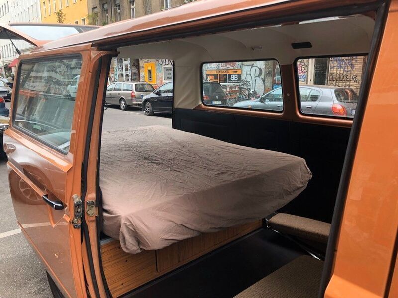 Gebraucht VW T3 77 PS (56 kW) 1983 Braun Van