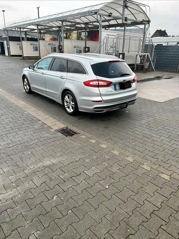 Gebraucht Ford Mondeo 180 PS (132 kW) 2015 Grau Kombi