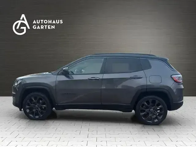 Used Jeep Compass 179 HP (131 kW) 2020 Grey SUV