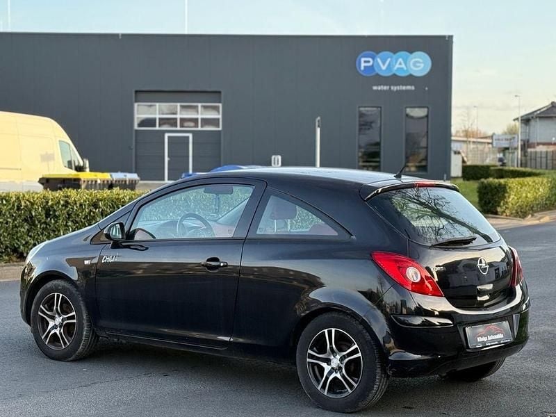 Gebraucht Opel Corsa Edition 80 PS (58 kW) 2008 Schwarz Kleinwagen