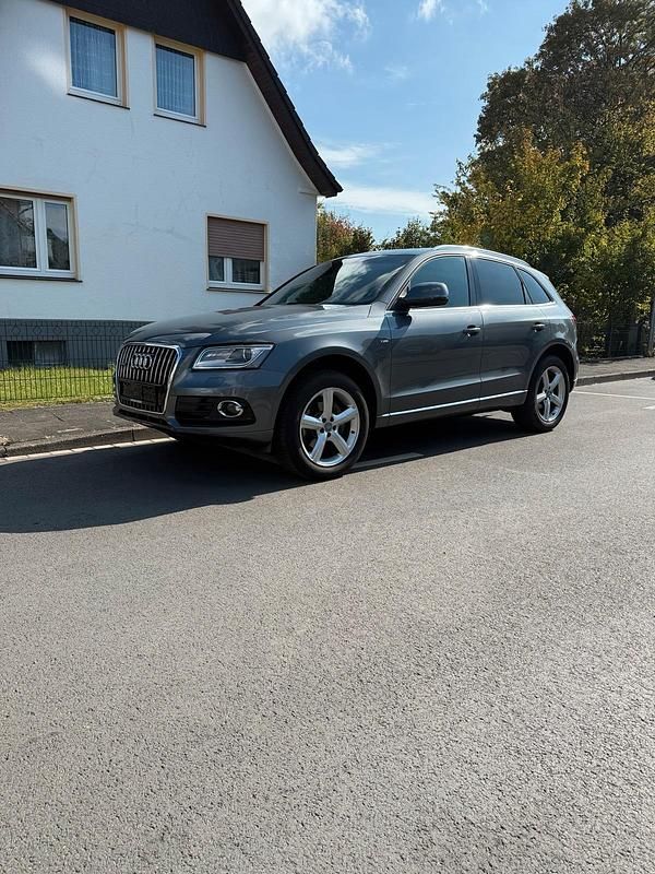 Silber Gebraucht 2012 Audi Q5 S-Line SUV | 13.900 € (Fairer Preis) - Bild 1/4