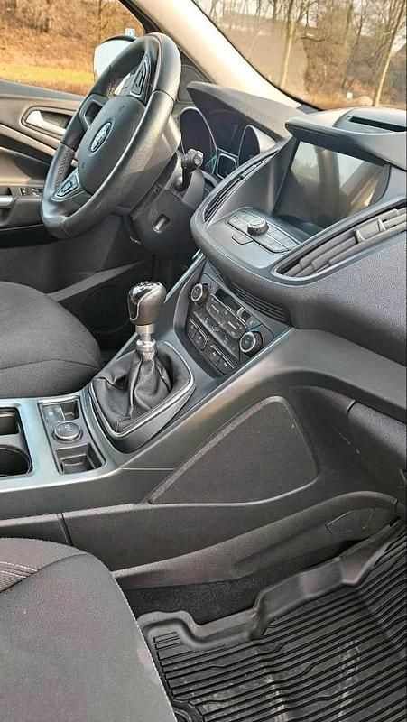 Gebraucht Ford Kuga Cool & Connect 150 PS (110 kW) 2018 Grau SUV