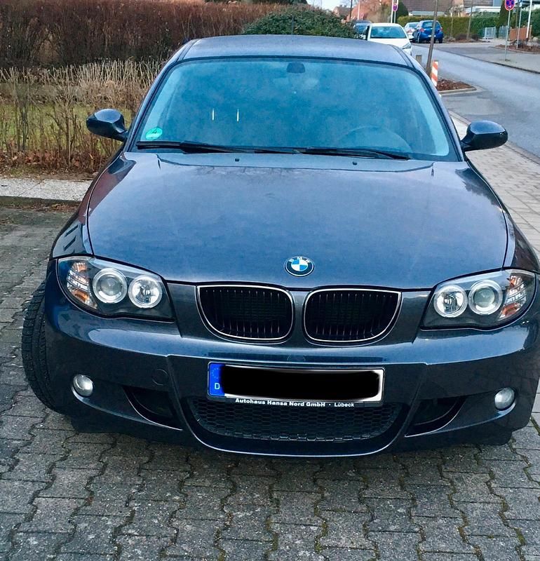 Gebraucht BMW 118 122 PS (89 kW) 2005 Grau Kleinwagen