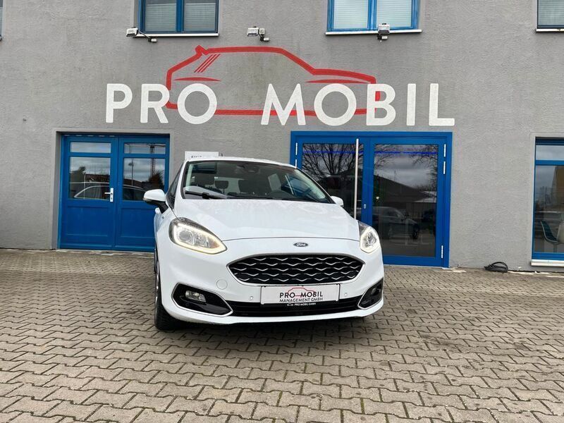 Gebraucht Ford Fiesta Vignale 125 PS (91 kW) 2017 Frostweiß Kleinwagen