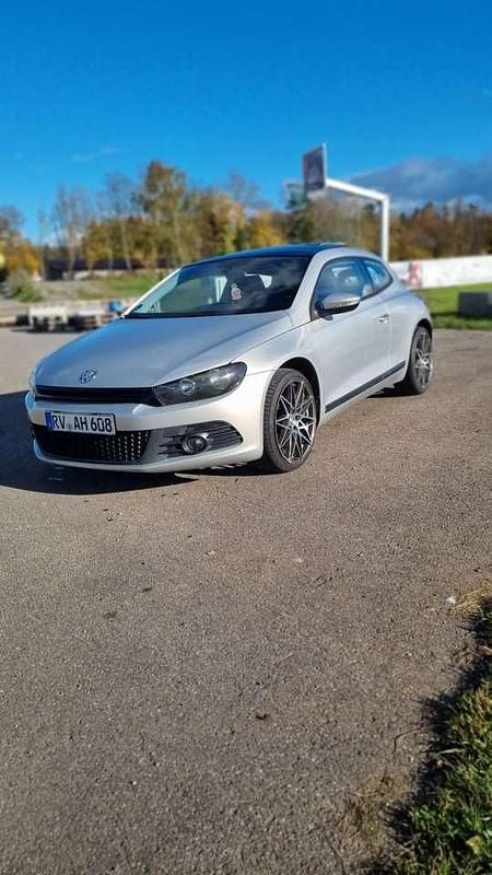 Silber Gebraucht 2009 VW Scirocco Coupé | 6.999 € (Guter Preis) - Bild 1/4