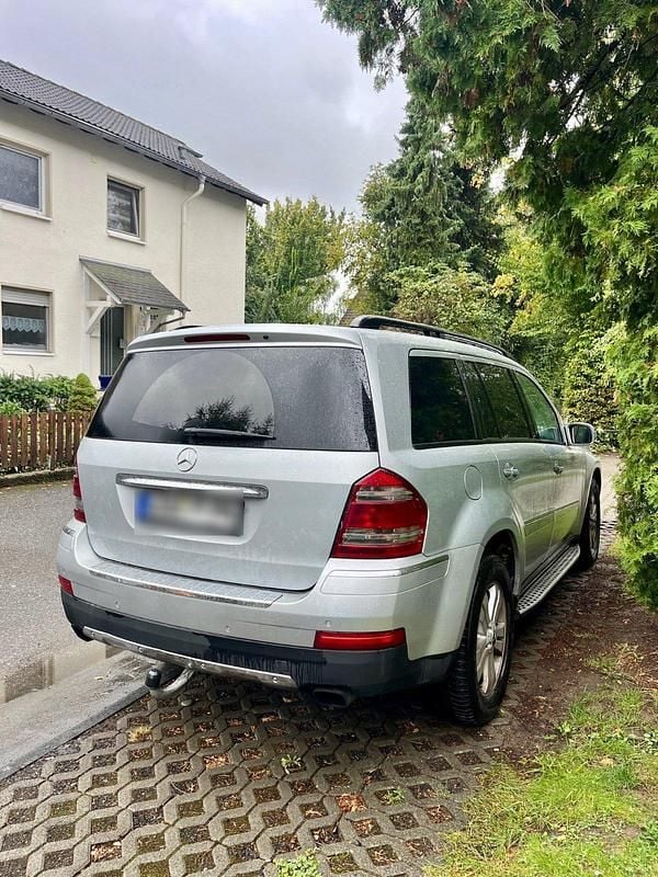 Gebraucht Mercedes GL320 224 PS (164 kW) 2007 Silber SUV