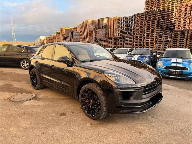 Gebraucht Porsche Macan GTS 441 PS (324 kW) 2022 Schwarz SUV