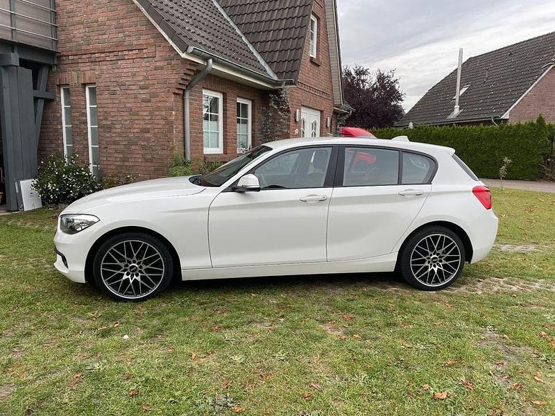 Gebraucht BMW 116 Advantage 116 PS (85 kW) 2017 Weiß Kleinwagen