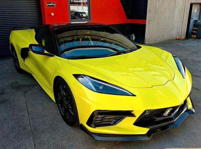 Second-hand Corvette C8 496 CP (364 kW) 2022 Galben Cabrio