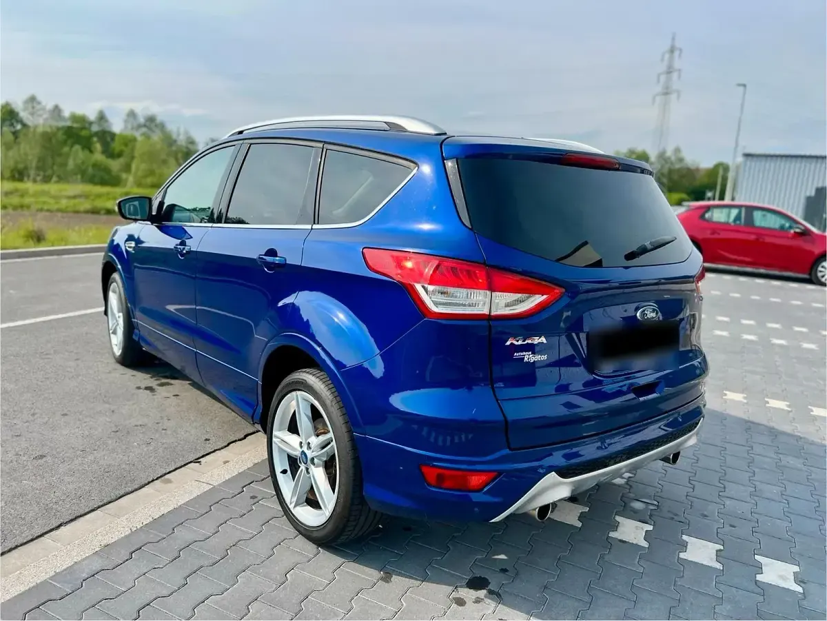 Używany Ford Kuga 150 KM (110 kW) 2016 Niebieski SUV