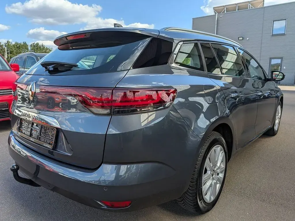 Gebraucht Renault Mégane II 114 PS (83 kW) 2021 Grau Limousine