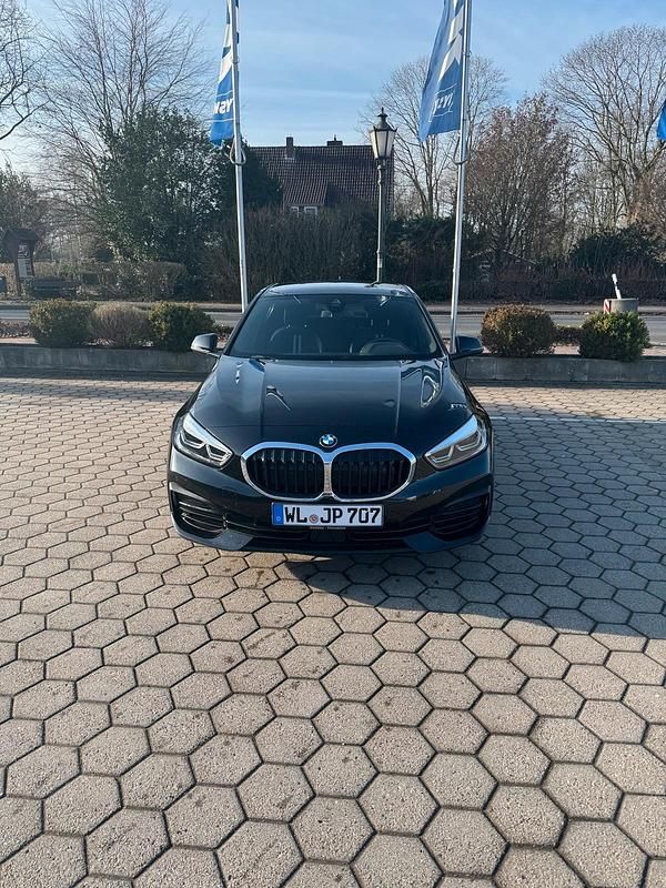 Gebraucht BMW 118 Advantage 140 PS (102 kW) 2021 Kleinwagen