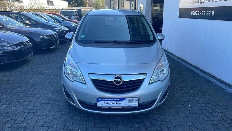 Gebraucht Opel Meriva Active 120 PS (88 kW) 2014 Silber Van / Kleinbus