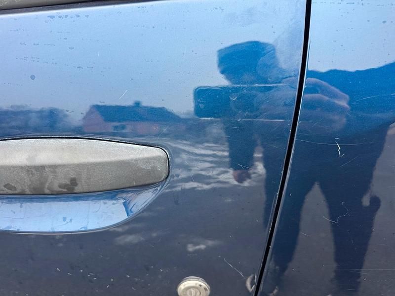 Gebraucht Dacia Dokker Comfort 102 PS (75 kW) 2016 Blau Van / Kleinbus