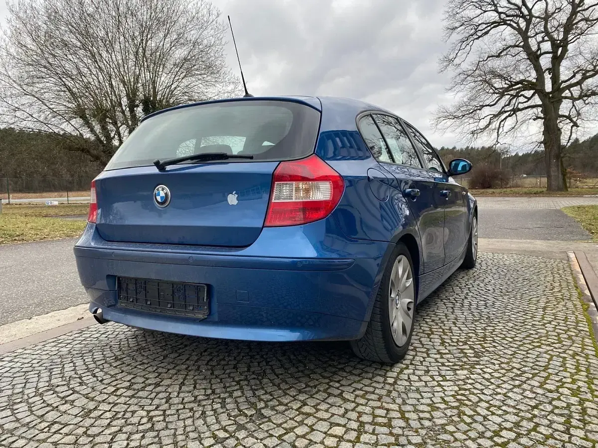 Gebraucht BMW 116 Performance 122 PS (89 kW) 2005 Schwarz Kleinwagen