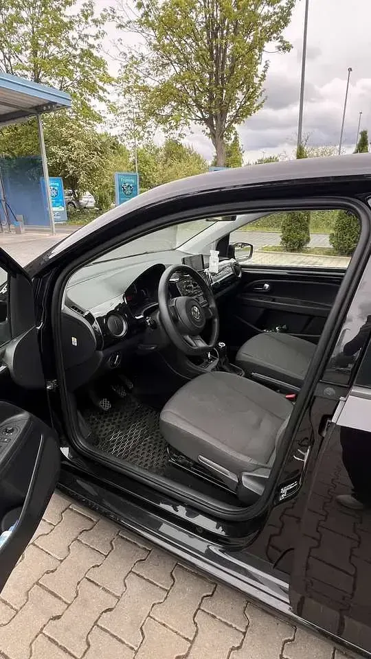 Usado VW up! Move 75 CV (55 kW) 2012 Andere farben Utilitario