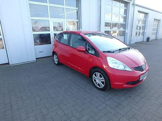 Gebraucht Honda Jazz Trend 90 PS (66 kW) 2011 Rot Kleinwagen