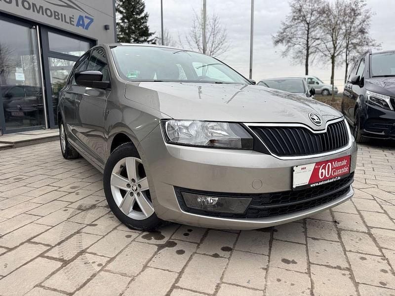 Gebraucht Skoda Rapid Ambition 122 PS (89 kW) 2015 Beige Kleinwagen